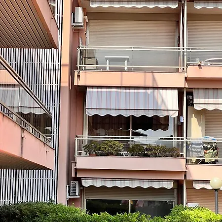 Baiasole Апартаменты Санремо